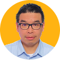 headshot of william li